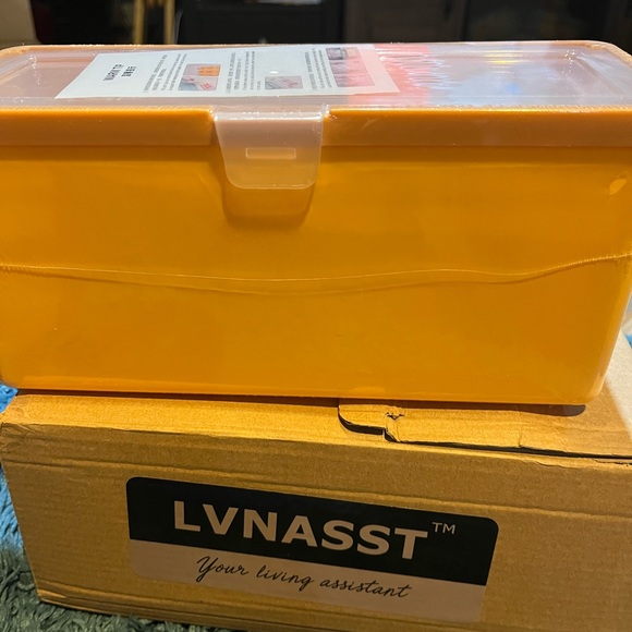 Ice cube trays and holder LVNASST - Picture 3 of 3